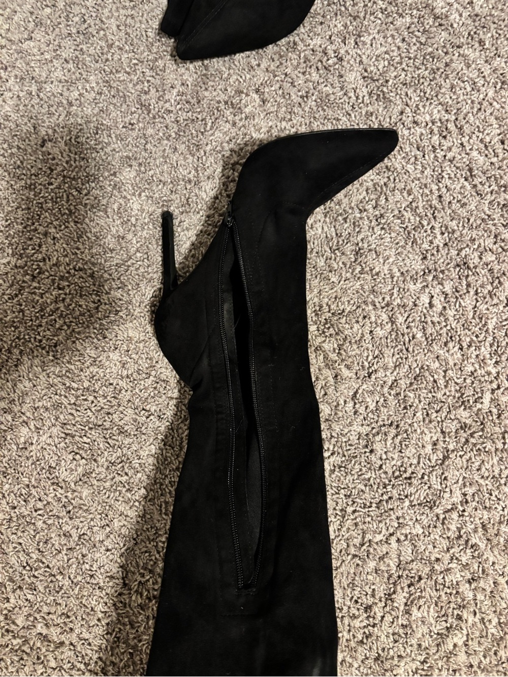 Liliana Black Over-the-Knee, Thigh High Pointed Toe Stiletto Boots - Picture 2 of 2